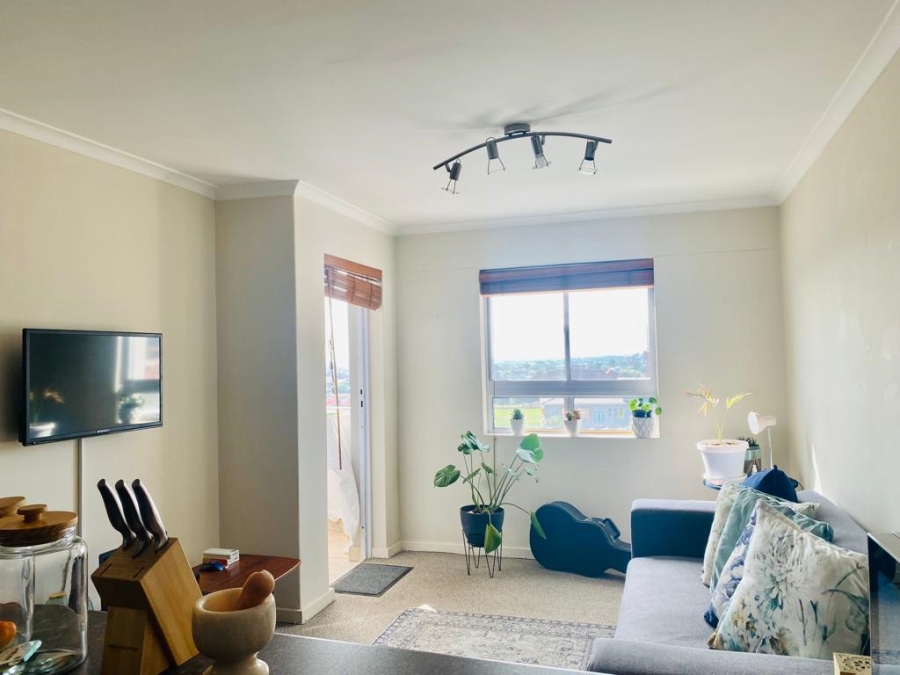 To Let 1 Bedroom Property for Rent in Salt River Western Cape